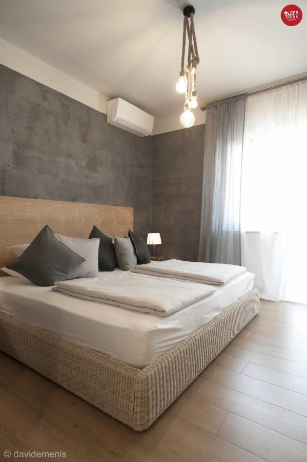 Sleep In Udine Hotel Bagian luar foto
